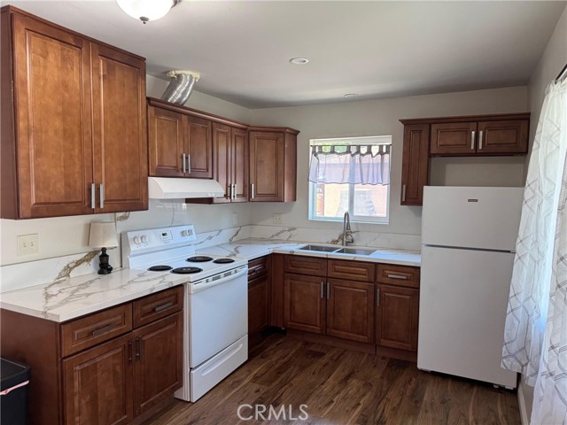 Detail Gallery Image 5 of 17 For 3298 Unit 2 N Arrowhead Ave, San Bernardino,  CA 92405 - 1 Beds | 1 Baths