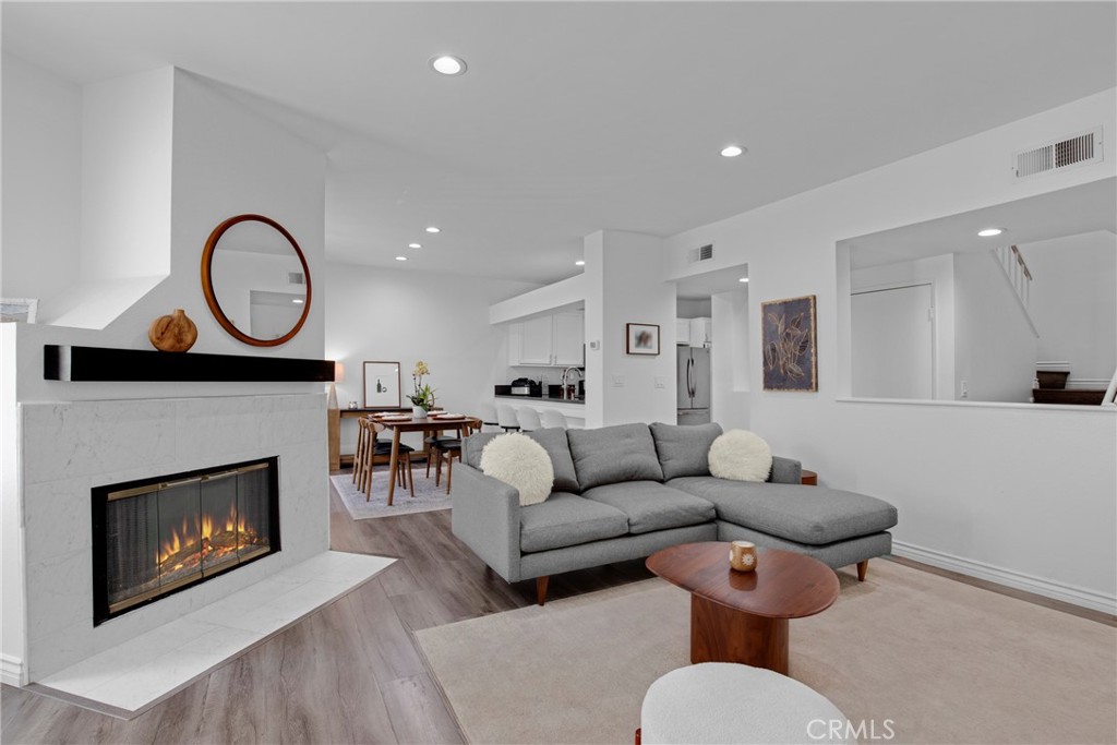 1445 Brett Place #114