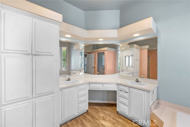 2311 Rose Road, Fallbrook CA: https://media.crmls.org/medias/ebc2b82b-3c10-4bdb-9b35-c28dbe9d2c04.jpg