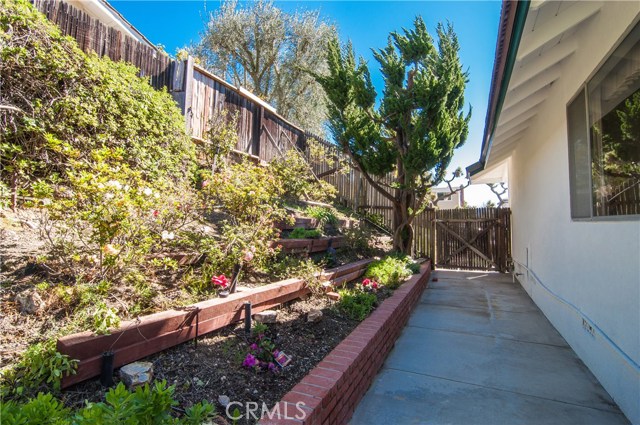 5663 Whitecliff Drive, Rancho Palos Verdes, California 90275, 3 Bedrooms Bedrooms, ,2 BathroomsBathrooms,Residential,Sold,Whitecliff,PV17040830