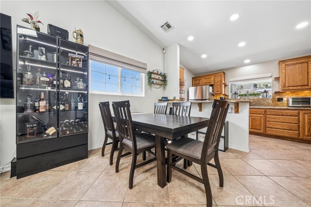 Detail Gallery Image 6 of 36 For 27920 Camp Plenty Rd, Canyon Country,  CA 91351 - 3 Beds | 2 Baths