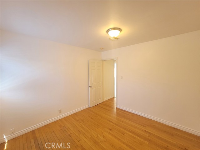 21912 Celes Street, Woodland Hills CA: https://media.crmls.org/medias/ebc51b50-b00b-44ba-bbdc-5e0041e74554.jpg