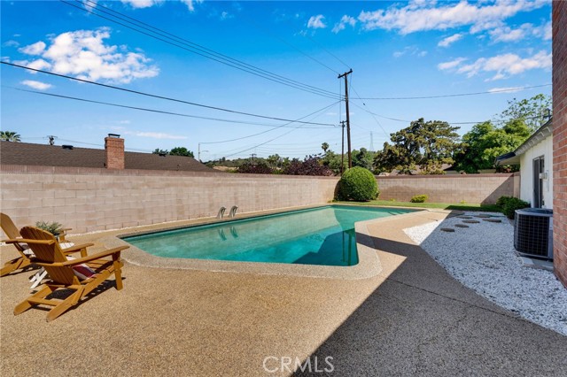 Detail Gallery Image 23 of 27 For 1309 Suffolk Ave, Glendora,  CA 91740 - 4 Beds | 2 Baths