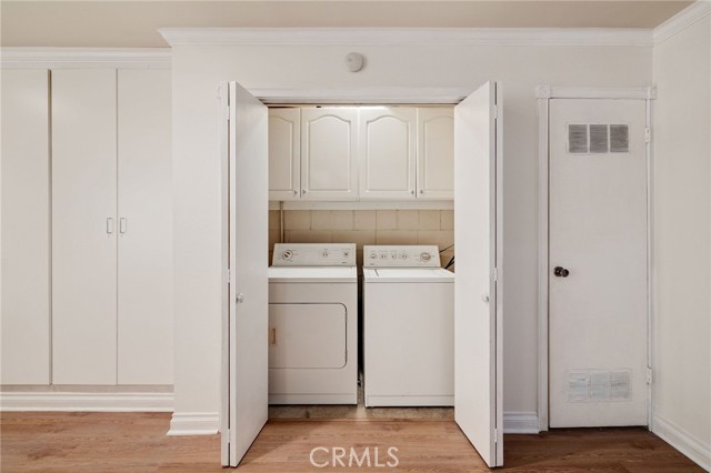 Washer and dryer closet