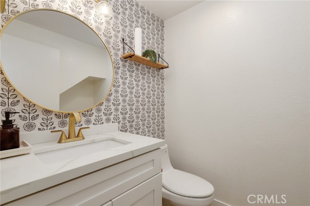 Detail Gallery Image 10 of 21 For 2332 Aspen St, Tustin,  CA 92782 - 3 Beds | 2/1 Baths