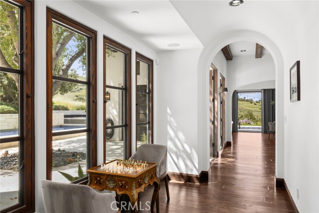 Detail Gallery Image 11 of 74 For 25 Golden Eagle, Irvine,  CA 92603 - 6 Beds | 6/1 Baths