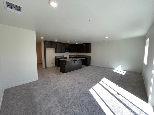 Detail Gallery Image 3 of 8 For 786 Stone Ridge East Ave, Merced,  CA 95341 - 3 Beds | 2/1 Baths