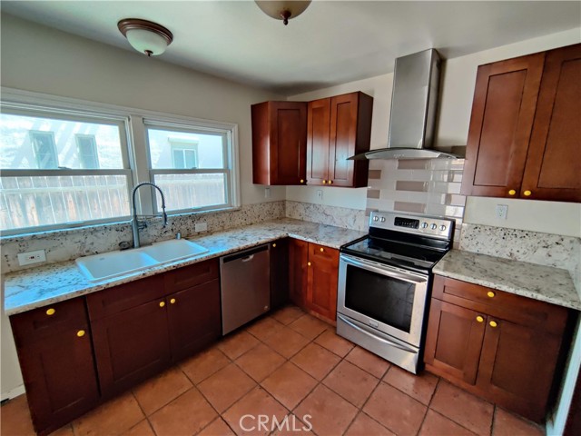 3569 Bandini Avenue, Riverside CA: https://media.crmls.org/medias/ebc83f52-e66a-4874-a7a8-02cafca0dbe9.jpg