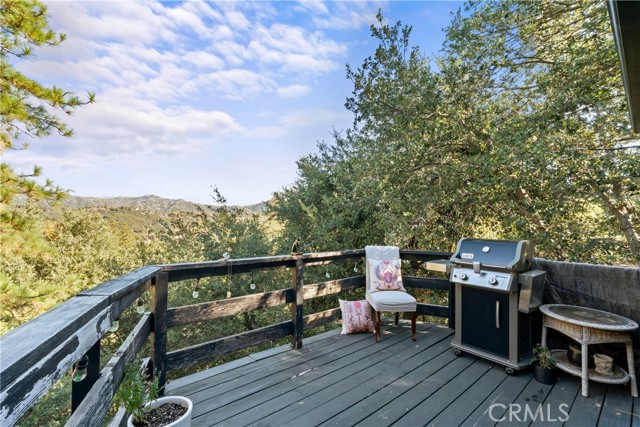 Detail Gallery Image 18 of 49 For 337 Wylerhorn, Crestline,  CA 92325 - 3 Beds | 2/1 Baths