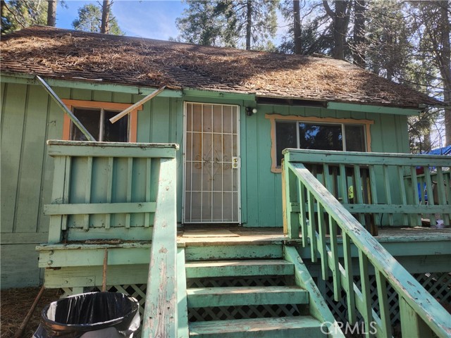 23913 Inspiration Road, Crestline CA: https://media.crmls.org/medias/ebc890ab-60fd-47a7-9f04-7c39d0420ca5.jpg