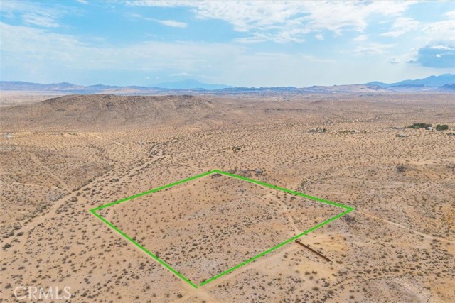 Detail Gallery Image 4 of 24 For 60150 Terrace Dr, Joshua Tree,  CA 92252 - – Beds | – Baths