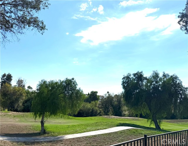 24217 Corte Cordoba, Murrieta CA: https://media.crmls.org/medias/ebc9045e-1d44-4be4-be1a-83c8f4bbfee4.jpg