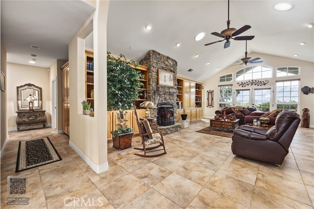 Detail Gallery Image 7 of 50 For 7364 Sierra, Wofford Heights,  CA 93285 - 3 Beds | 2/1 Baths