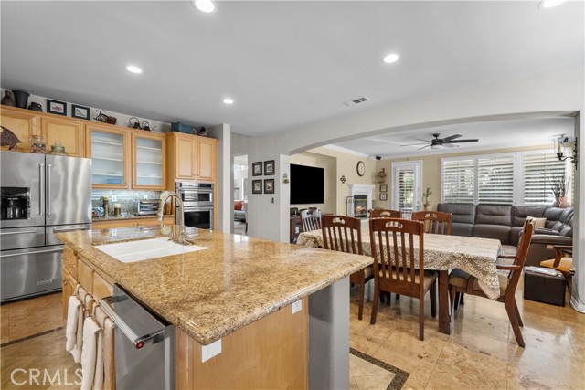 Detail Gallery Image 19 of 56 For 21736 Redwood Canyon, Saugus,  CA 91390 - 4 Beds | 4 Baths