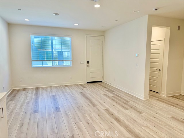 Detail Gallery Image 19 of 24 For 4230 S Hollyhock Paseo #80,  Ontario,  CA 91761 - 3 Beds | 2/1 Baths