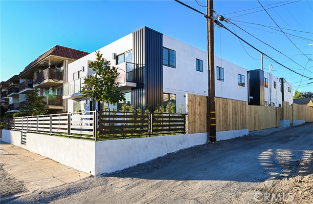 Detail Gallery Image 9 of 43 For 1228 W 8th St, San Pedro,  CA 90731 - – Beds | – Baths