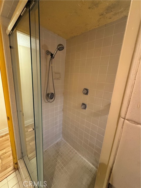 Detail Gallery Image 17 of 19 For 249 E Wilson, Costa Mesa,  CA 92627 - 3 Beds | 2 Baths