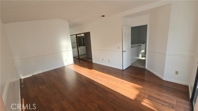 Detail Gallery Image 12 of 35 For 10387 Crossing Green Cir, Moreno Valley,  CA 92557 - 4 Beds | 2/1 Baths