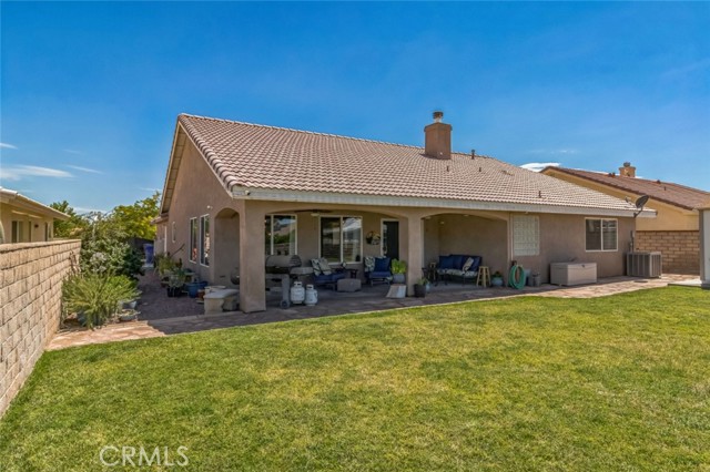 Detail Gallery Image 1 of 30 For 15248 Wildflower Ln, Helendale,  CA 92342 - 3 Beds | 2 Baths