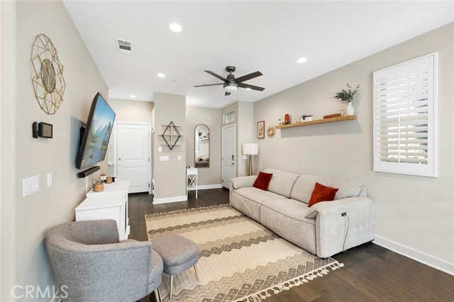 Detail Gallery Image 9 of 46 For 35334 Marabella Ct, Winchester,  CA 92596 - 3 Beds | 2/1 Baths