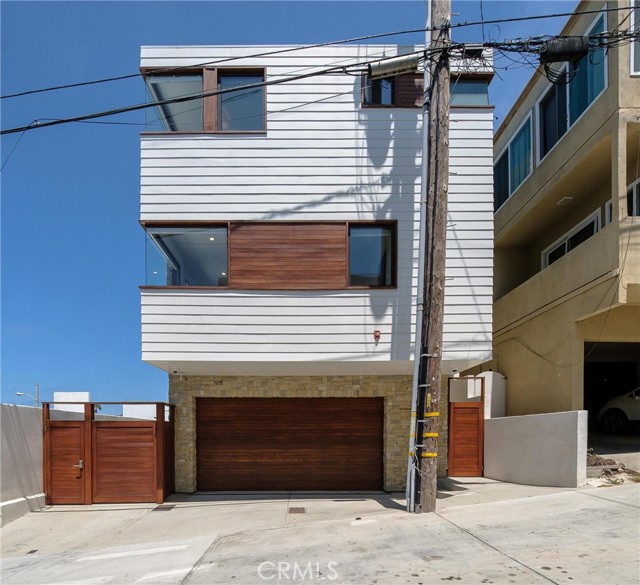 View looking north at rear of home.  Look at the open space to the west