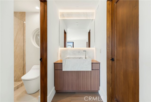 86 Emerald Bay, Laguna Beach CA: https://media.crmls.org/medias/ebcbdb6a-9c01-4e0f-8ee9-d1f065158376.jpg