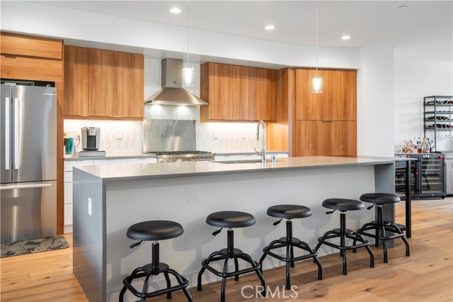 1029 White Knoll Drive, Los Angeles CA: https://media.crmls.org/medias/ebcc0a7c-7475-425d-a974-55ff74b2b496.jpg
