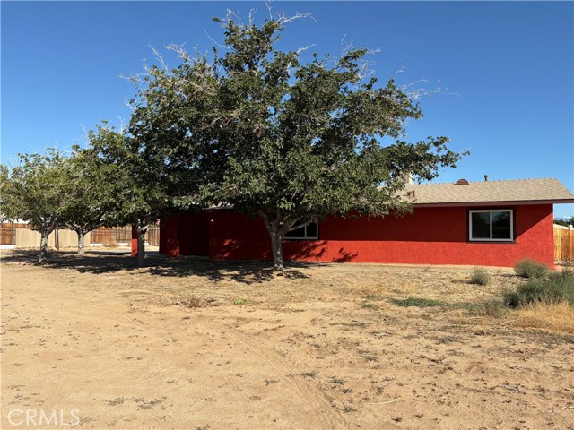 Detail Gallery Image 2 of 25 For 14311 Mandan Rd, Apple Valley,  CA 92307 - 3 Beds | 2/1 Baths