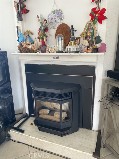 Detail Gallery Image 11 of 24 For 3107 Phelan Rd, Phelan,  CA 92371 - 3 Beds | 2 Baths