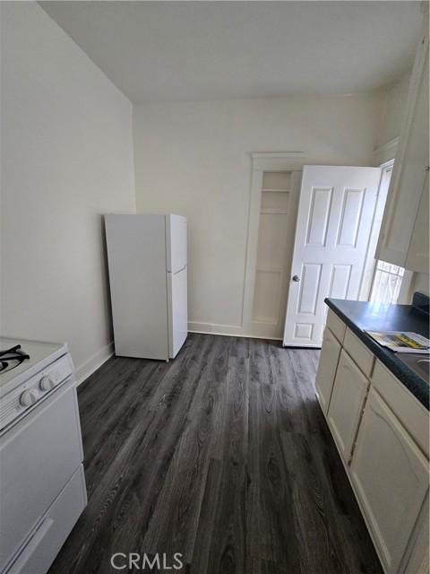 Detail Gallery Image 15 of 23 For 551 W 10th St #3,  Long Beach,  CA 90813 - 0 Beds | 1 Baths