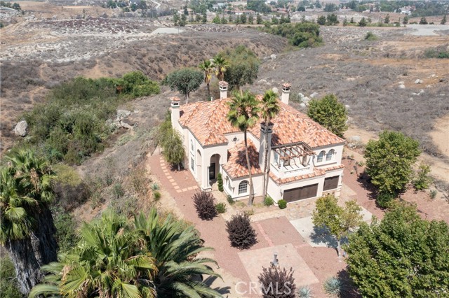 Detail Gallery Image 2 of 72 For 7007 Golden Vale Dr, Riverside,  CA 92506 - 4 Beds | 4/1 Baths