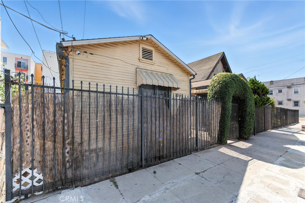 MLS #MB25170536 img 10