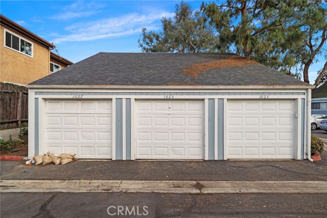 Detail Gallery Image 33 of 49 For 1025 Sea Breeze #11,  Costa Mesa,  CA 92627 - 2 Beds | 2/1 Baths