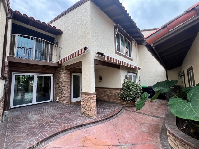 22005 Arrowhead Lane, Lake Forest CA: https://media.crmls.org/medias/ebce4083-26fc-4391-838b-c1485e12093c.jpg