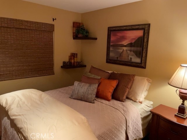 Detail Gallery Image 8 of 8 For 13 Calle Adobe, Rancho Santa Margarita,  CA 92688 - 3 Beds | 2 Baths