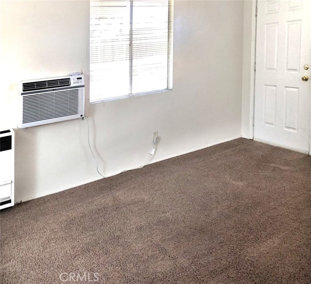 6450 Athol Avenue, 29 Palms CA: https://media.crmls.org/medias/ebcee89f-8076-425d-a4aa-c73661dae9fa.jpg