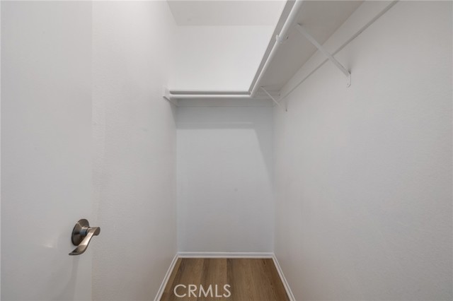 7038 De Celis Place, Van Nuys CA: https://media.crmls.org/medias/ebd04331-b03b-4e4f-9af7-41cf8068845c.jpg