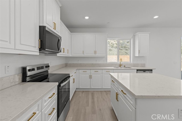 1249 Butterfly Way, Banning CA: https://media.crmls.org/medias/ebd14364-d466-483b-a925-36df330aed19.jpg