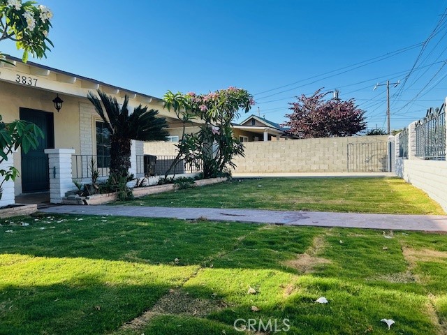 3837 Lincoln Avenue, El Monte CA: https://media.crmls.org/medias/ebd1facb-b918-4580-aacb-3811927c53d0.jpg