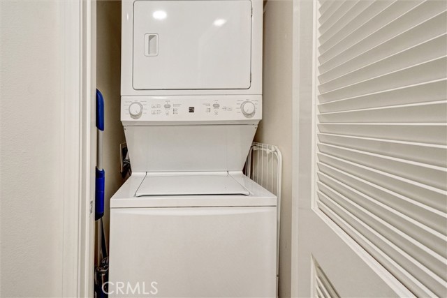 13935 Burbank, 105 photo 35
