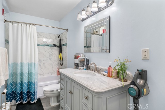 Detail Gallery Image 18 of 29 For 19351 W Mallory Dr, Bloomington,  CA 92316 - 4 Beds | 2 Baths