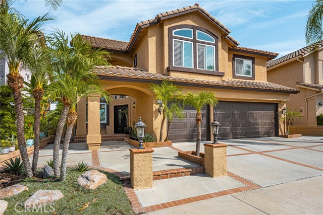 29 Calabria, Lake Forest CA: https://media.crmls.org/medias/ebd24621-313c-4b91-8586-d7ceb61e48e8.jpg