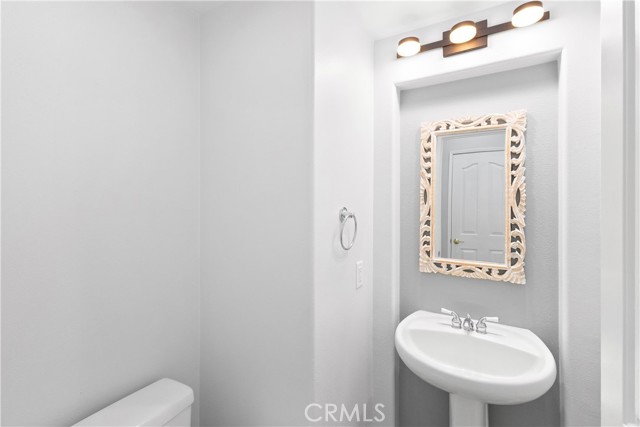Detail Gallery Image 11 of 42 For 50 Sapphire, Irvine,  CA 92602 - 3 Beds | 2/1 Baths