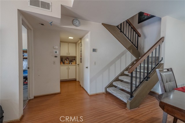 574 E Skylark Drive, Ontario CA: https://media.crmls.org/medias/ebd346bd-cf01-4dca-acb3-32b7c6649e97.jpg