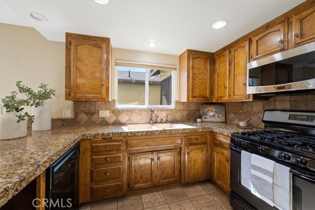 Detail Gallery Image 13 of 32 For 1085 James Way, Arroyo Grande,  CA 93420 - 2 Beds | 1/1 Baths