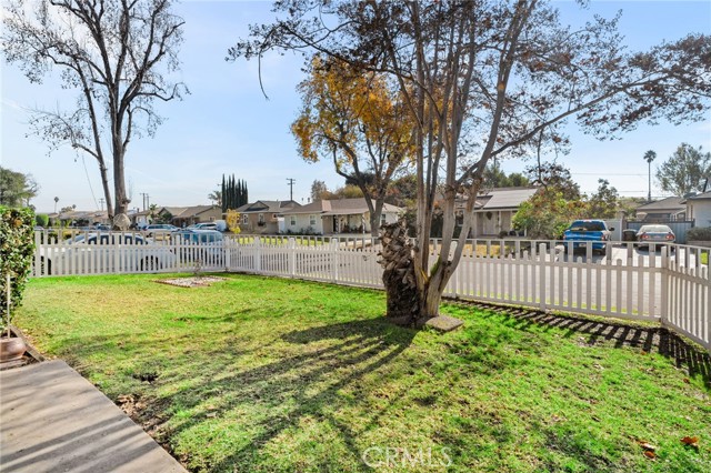 Detail Gallery Image 5 of 32 For 16725 E Tudor St, Covina,  CA 91722 - 3 Beds | 1 Baths