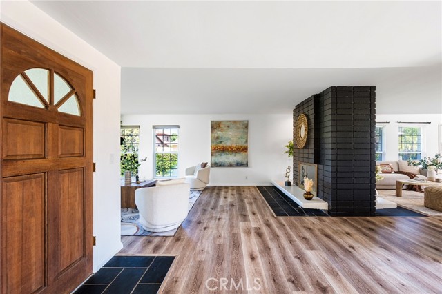 448 E Sandra Avenue, Arcadia CA: https://media.crmls.org/medias/ebd4b6b1-8a4e-4024-8d60-b14e976ac2b6.jpg