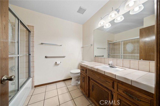 Detail Gallery Image 14 of 22 For 43137 32nd St, Lancaster,  CA 93536 - 3 Beds | 2 Baths