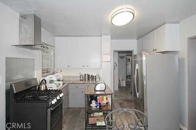 Detail Gallery Image 10 of 23 For 108 W Grandview Dr, Barstow,  CA 92311 - 2 Beds | 2 Baths