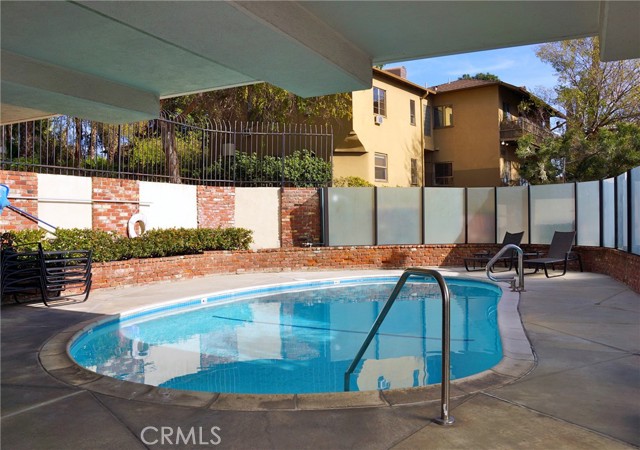 Detail Gallery Image 33 of 35 For 2260 N Cahuenga Bld #203,  Los Angeles,  CA 90068 - 1 Beds | 1 Baths